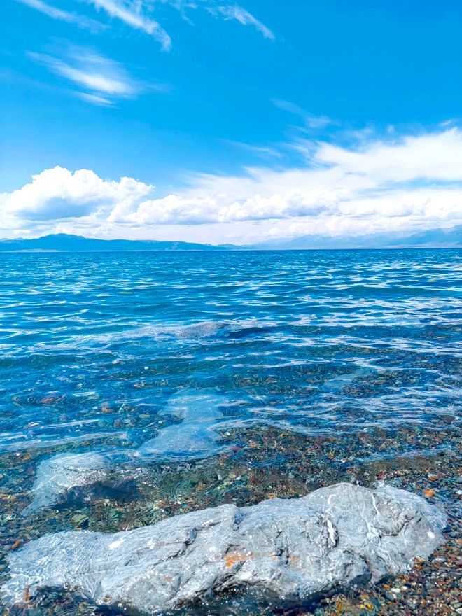 ？骑马穿越草原+沙漠露营 钱花在刀刃上AG真人平台新疆跟团游10天大概多少钱(图2)